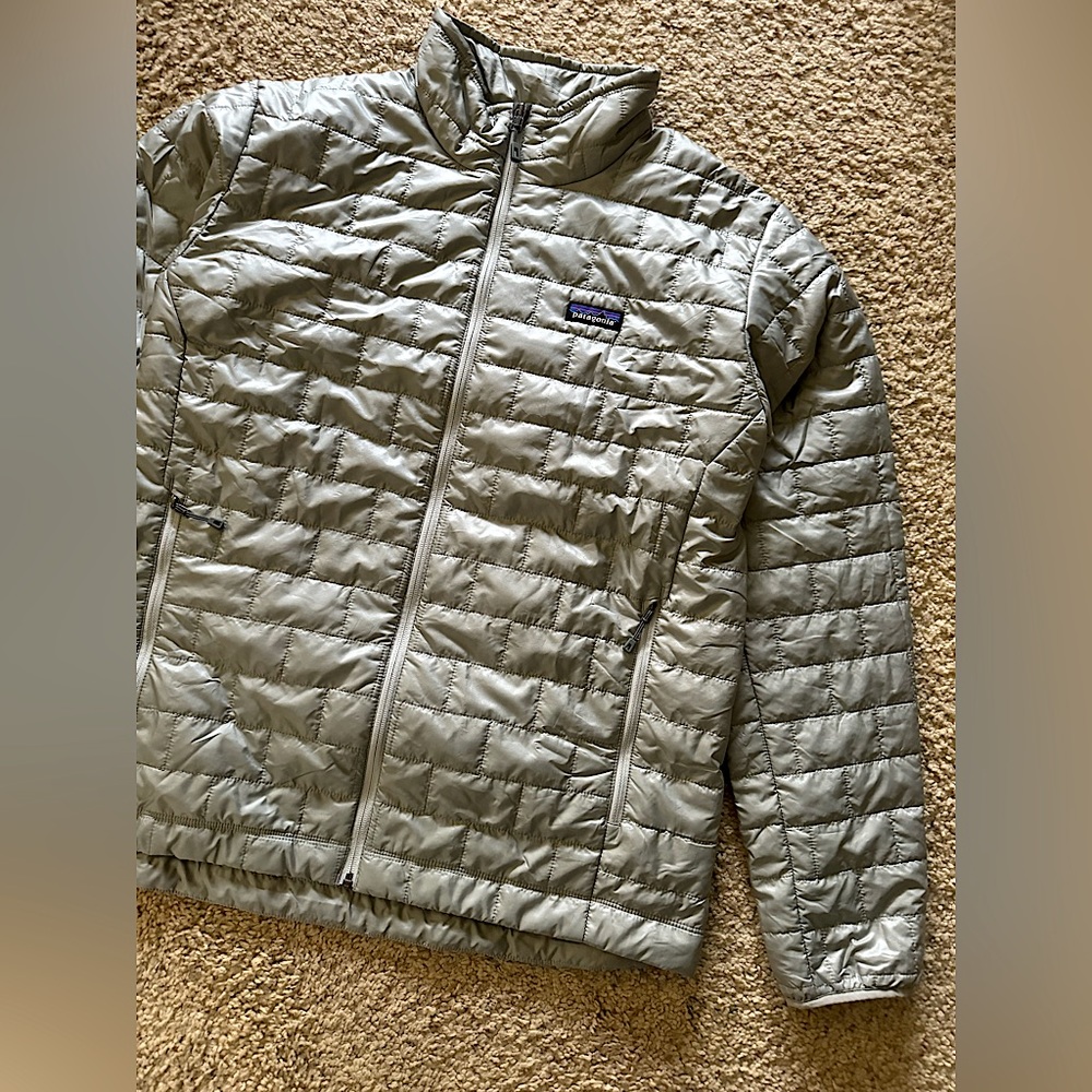 Patagonia Nano Puff Insulated Jacket - Men's Large Brand New Never worn